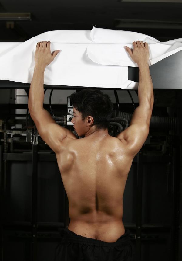 NAGUY-5-BABE-最巨男模